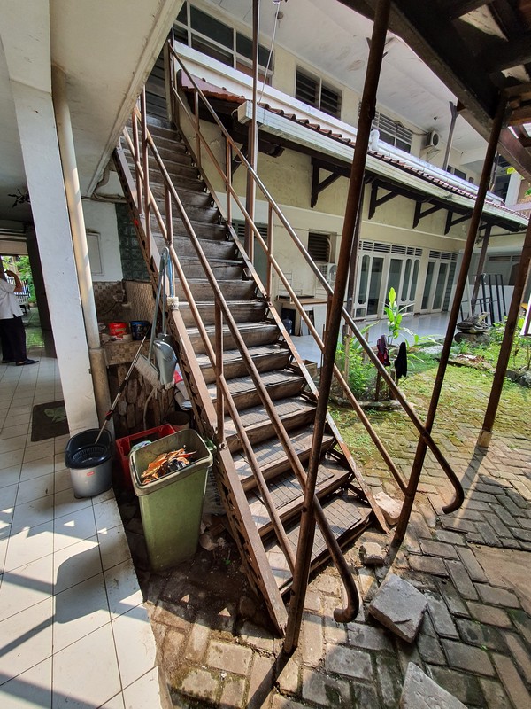 Rumah Bagus Di Jl Iskandarsyah Kebayoran Baru Jakarta Selatan