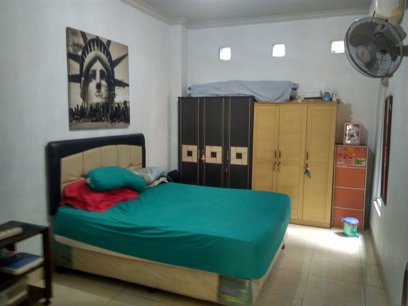 Rumah rapi di Puspita Loka