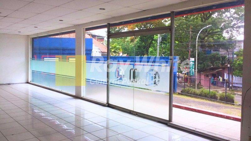 Gedung Untuk Usaha di Tengah Kota Bandung