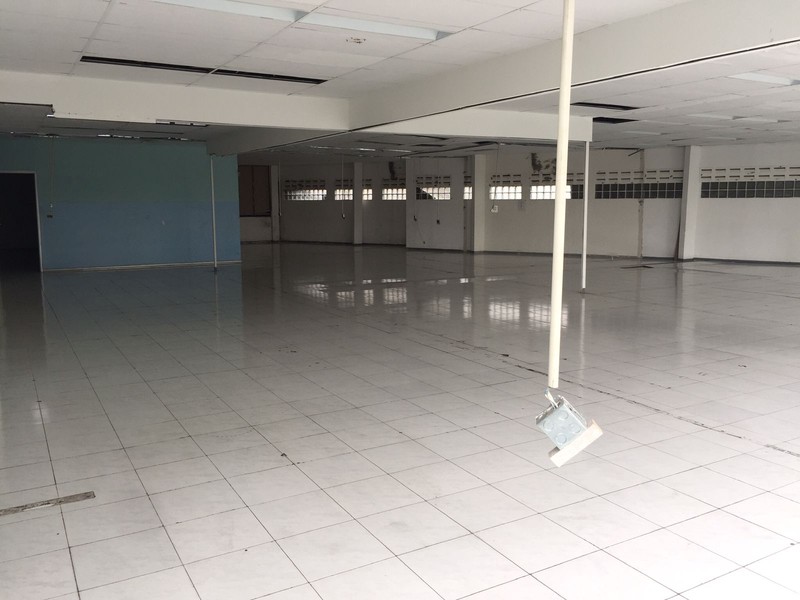 Gedung Untuk Usaha di Tengah Kota Bandung