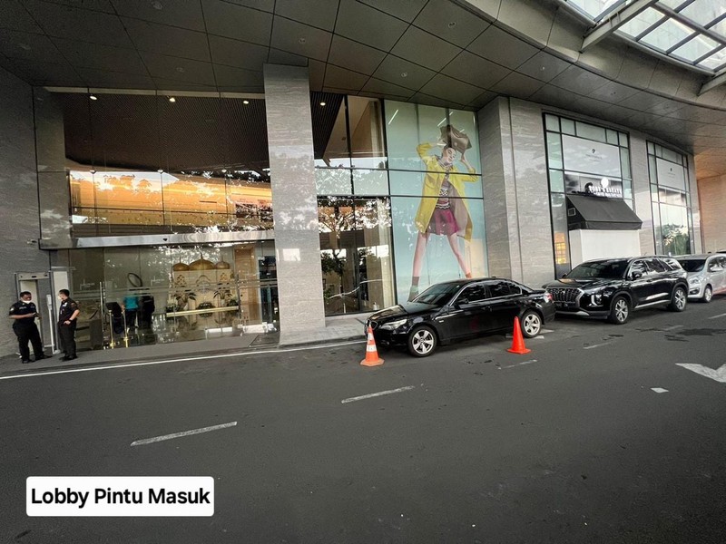 Jual Kantor di Pakuwon Center Surabaya Full Furnished, Lokasi Premium Tunjungan Plaza