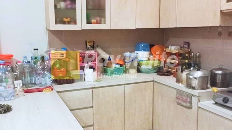 Rumah di Komplek Margahayu Soekarno Hatta Bandung