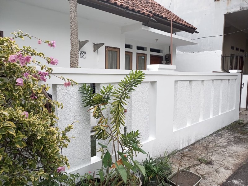 Rumah di Komplek Margahayu Soekarno Hatta Bandung
