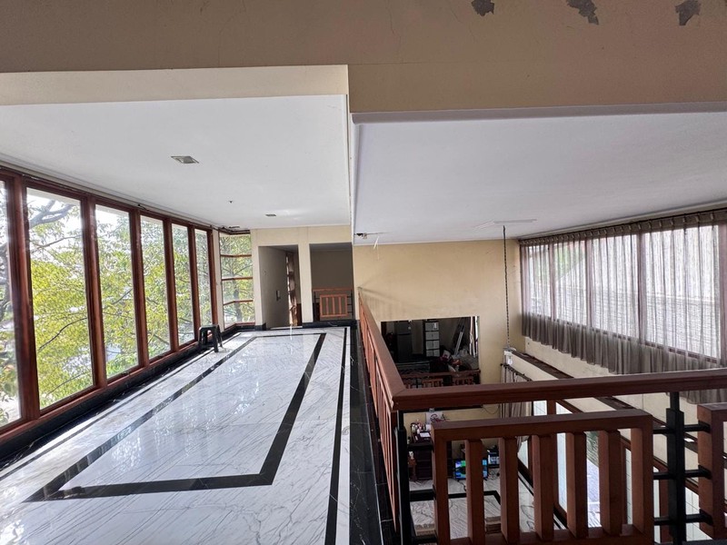 Dijual Rumah Posisi Hook Di Megapolitan Estated Cinere