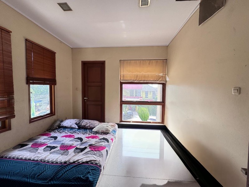 Dijual Rumah Posisi Hook Di Megapolitan Estated Cinere