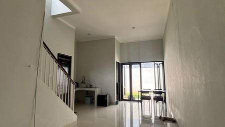 Rumah HOOK di Serua Ciputat SHM dalam Cluster KT 3 KM 3