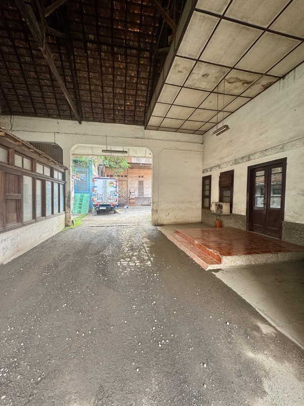 Dijual Gudang Strategis di Jalan Tiang Bendera, Tambora - Jakarta Barat