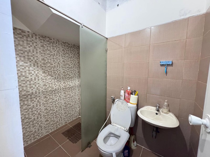 Di jual  cepat rumah 2 lantai di Tunas Residence cinere Depok 