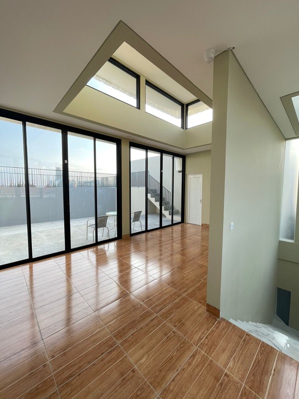 Rumah Baru Modern Minimalis Premium Rooftop City View di Pulomas