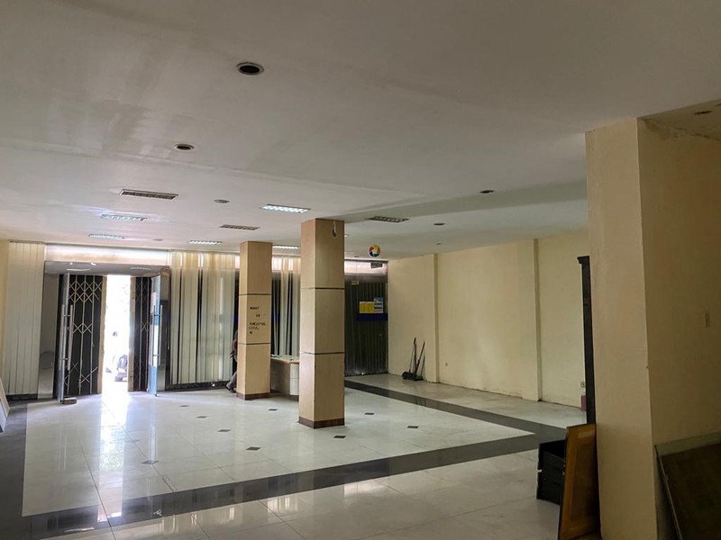 Ruko Gandeng 4 Lantai Cikarang, Parkir Luas, Siap Pakai  