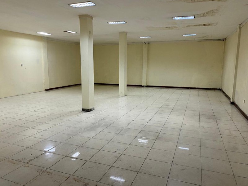 Ruko Gandeng 4 Lantai Cikarang, Parkir Luas, Siap Pakai  