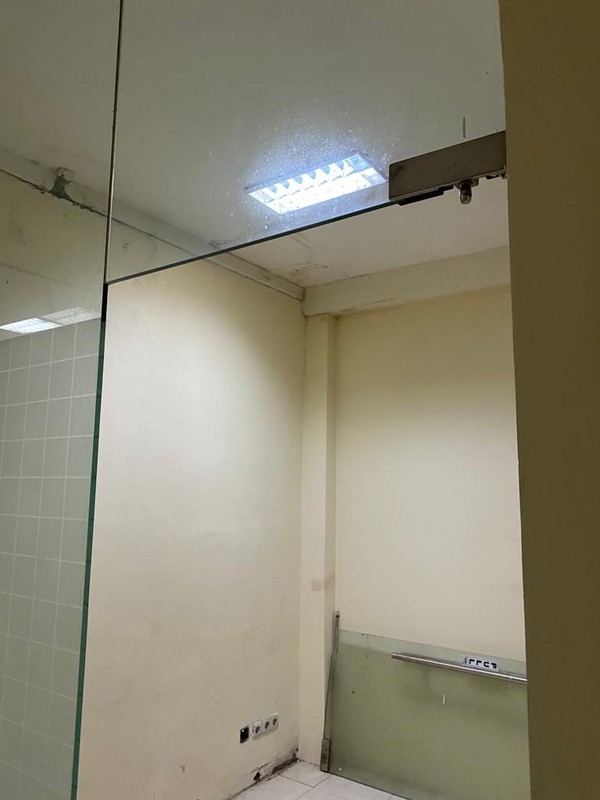 Ruko Gandeng 4 Lantai Cikarang, Parkir Luas, Siap Pakai  