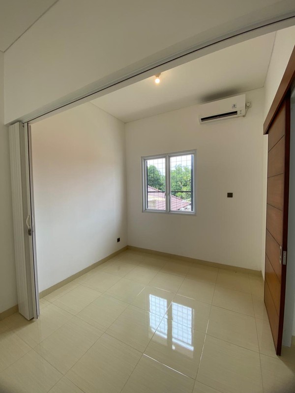 Rumah Siap Huni Dalam Komplek Fasilitas Lengkap 2 Menit ke Tol Andara