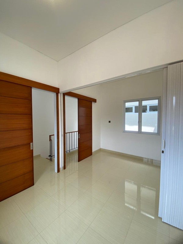 Rumah Siap Huni Dalam Komplek Fasilitas Lengkap 2 Menit ke Tol Andara