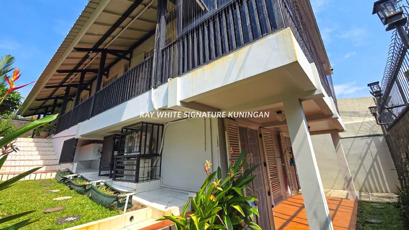 Dijual Rumah Bagus Siap Huni Di Jalan Sibayak Limo Depok 