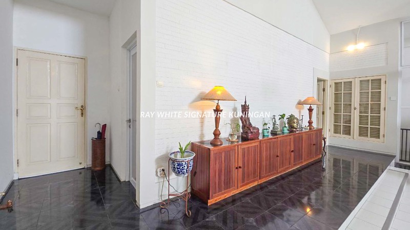 Dijual Rumah Bagus Siap Huni Di Jalan Sibayak Limo Depok 