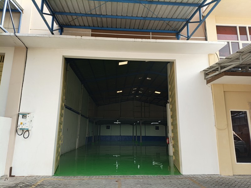 Dijual 630 m2 Gudang Kawasan Industri Sirie Sidoarjo Jatim - Lantai Epoxy - Akses Truk Kontainer