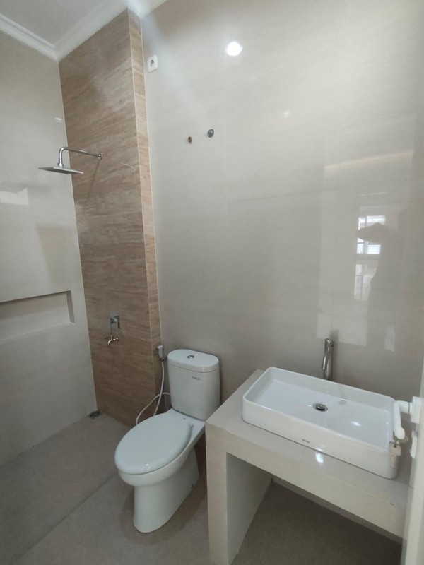 Dijual Rumah Baru Manyar Tirtoasri - Menur Pumpungan - Sukolilo - Surabaya Timur - Siap Huni