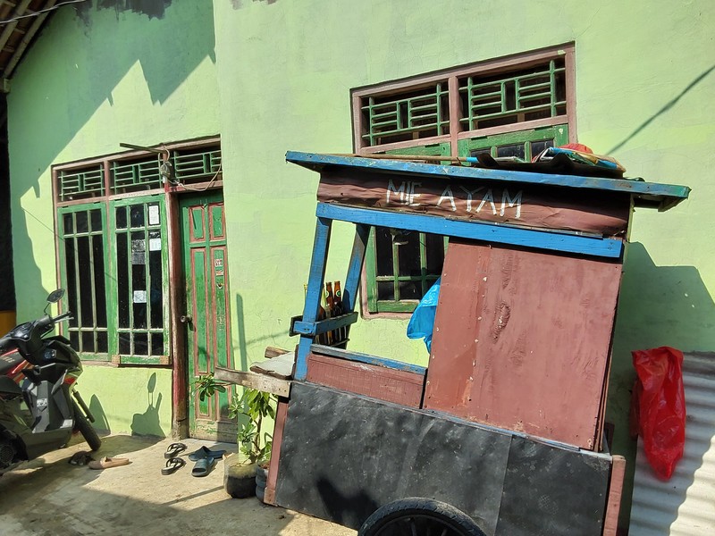 Tanah + Rumah di Kampung Walahir 