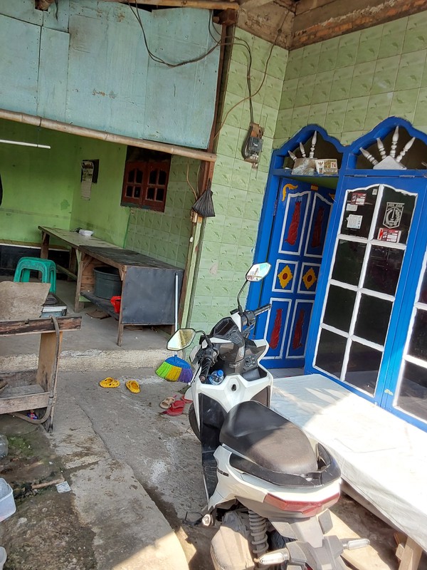 Tanah + Rumah di Kampung Walahir 