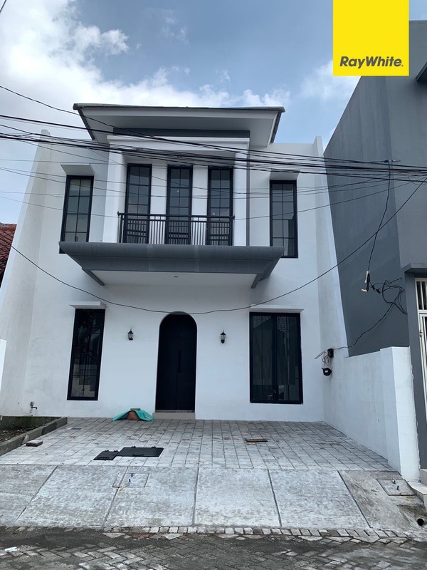 Dijual Rumah 2 lantai di Pondok Mutiara Sidoarjo