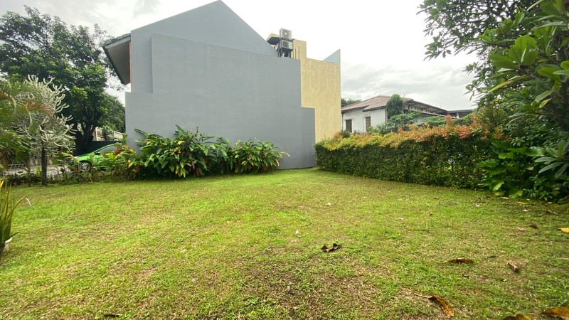 Kavling Exclusive siap bangun dalam perumahan di Kesehatan Bintaro