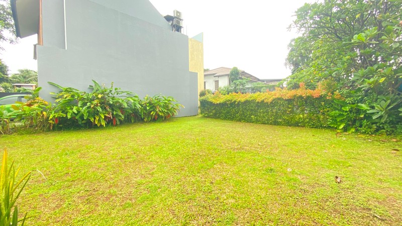 Kavling Exclusive siap bangun dalam perumahan di Kesehatan Bintaro