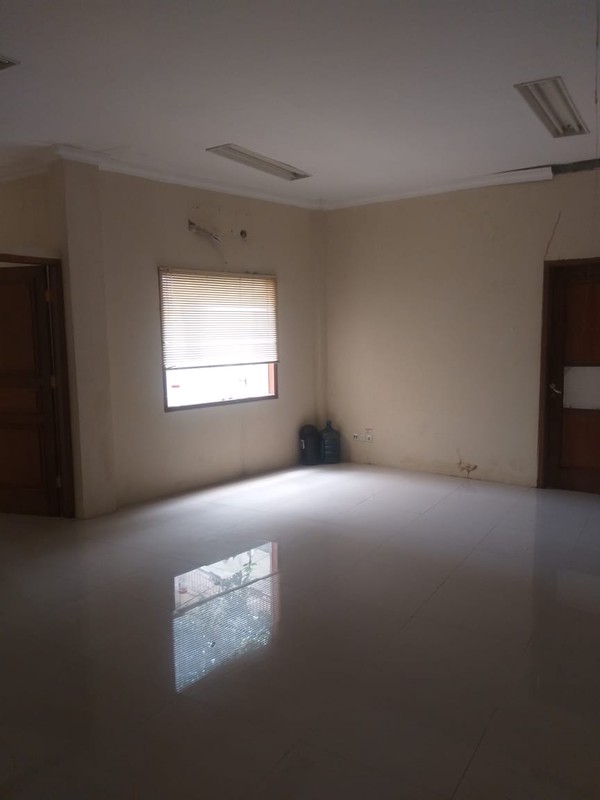 fast sale under njop bangunan ex kantor jaksel