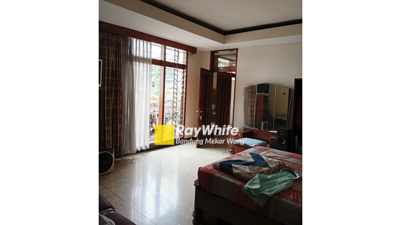 Rumah Dr Curie Modern Minimalis