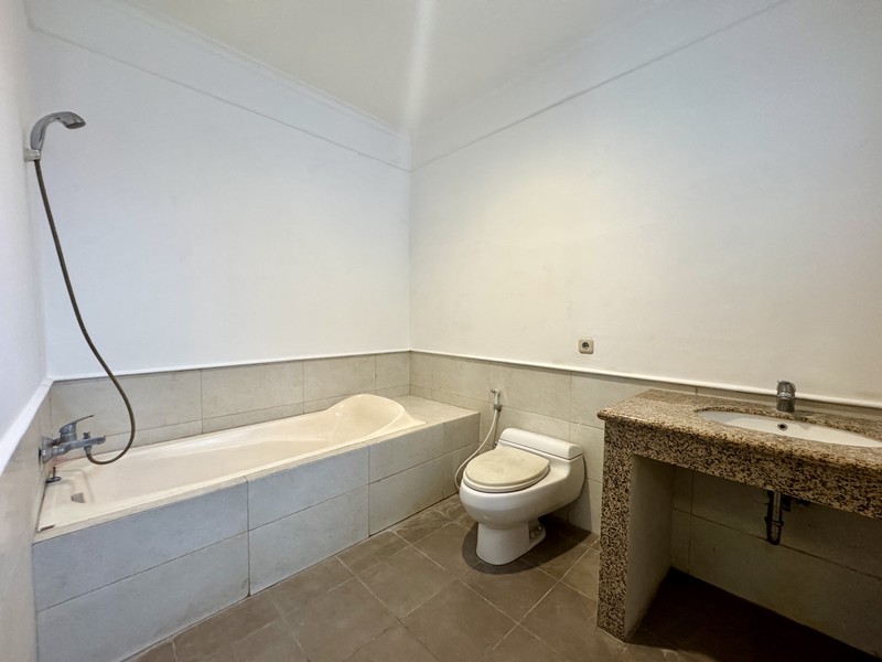 Dijual Rumah di Aarden Townhouse, Menteng, Jakarta Pusat