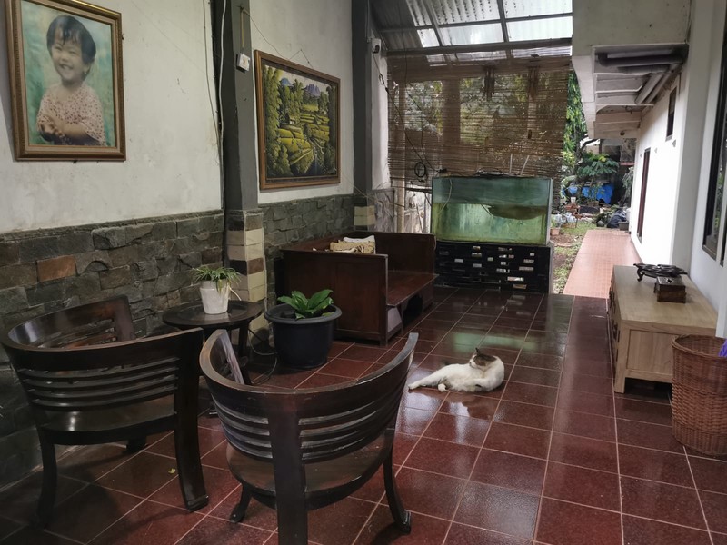 Di jual  cepat rumah lokasi strategis cocok untuk rumah atau usaha kos-kosan