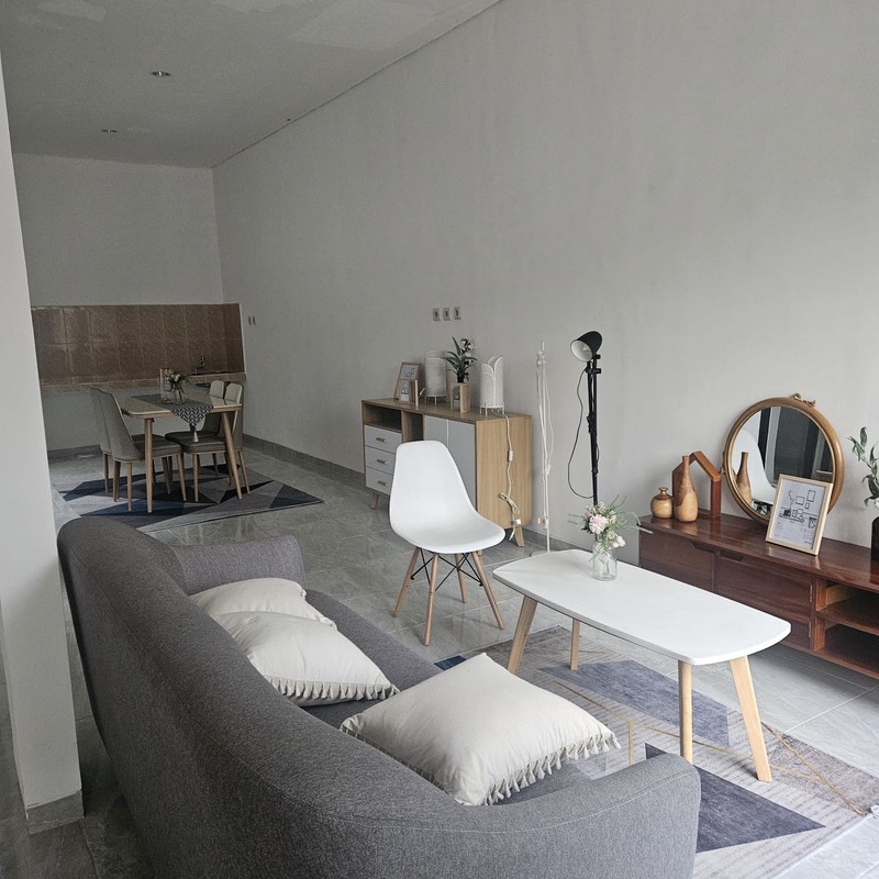 JUAL CEPAT RUMAH BARU 2 LANTAI DI NUSA LOKA BSD CITY ( Bagian depan dekat jln Raya ) -  TANGSEL