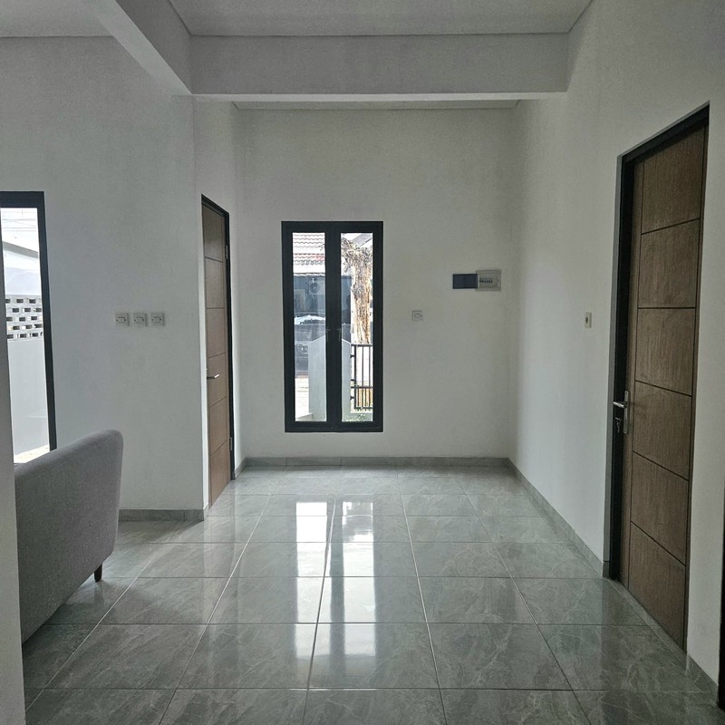 JUAL CEPAT RUMAH BARU 2 LANTAI DI NUSA LOKA BSD CITY ( Bagian depan dekat jln Raya ) -  TANGSEL