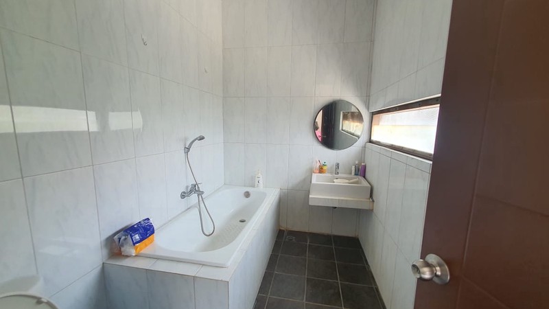  Rumah Nyaman, Lingkungan Bersih Di Bintaro