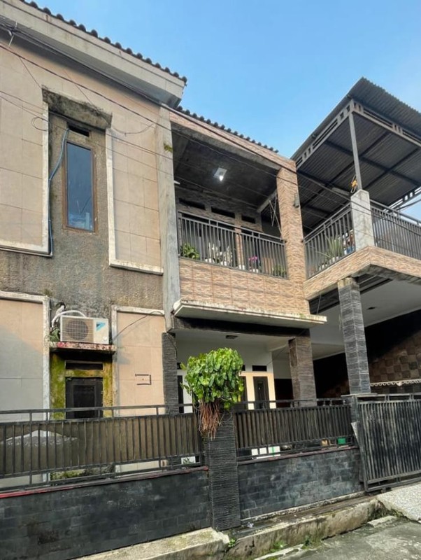 Dijual cepat rumah  di bawah harga  pasar , Lokasi sukmajaya Depok