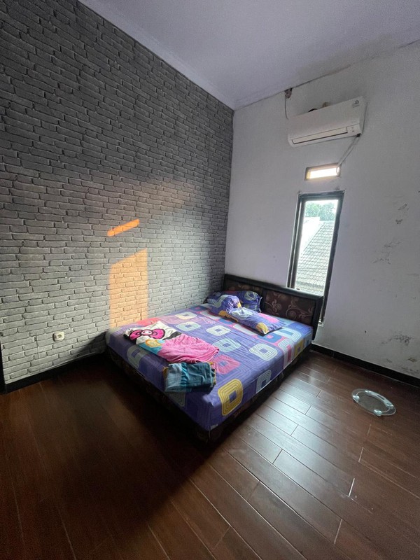 Dijual cepat rumah  di bawah harga  pasar , Lokasi sukmajaya Depok