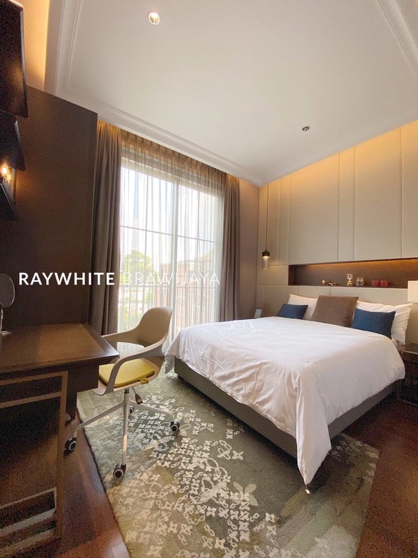 Brand New Townhouse dalam Kompleks Lebak Bulus 