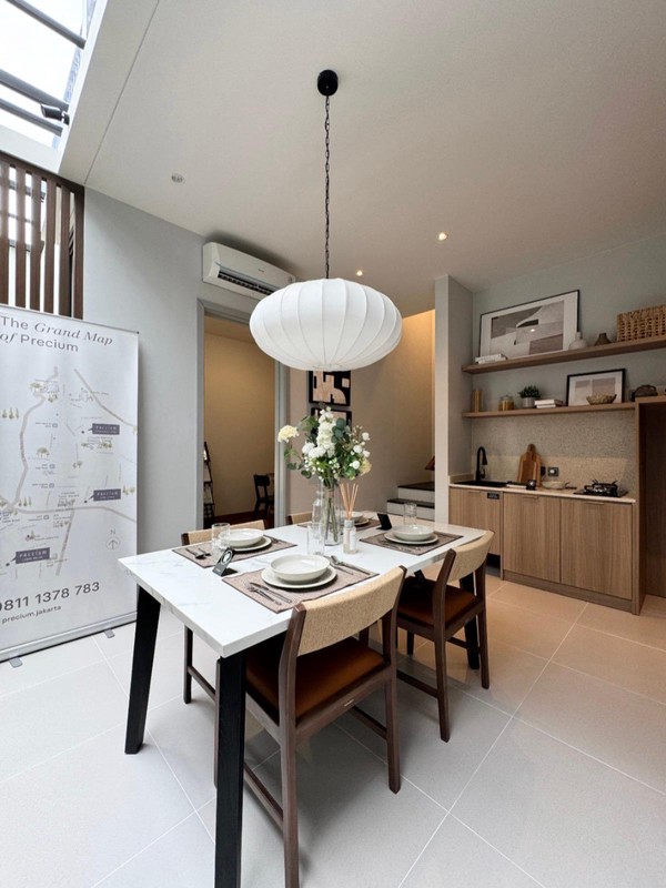 Brand New Townhouse Lebak Bulus Lokasi Strategis 