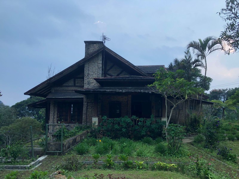 Dijual Villa Country Ekslusif - Lahan 2 Hektar Dengan View Pegunungan Di Bogor 