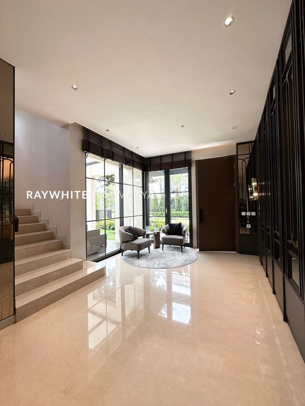 Rumah Modern Siap Huni Lingkungan Tenang Area BSD 