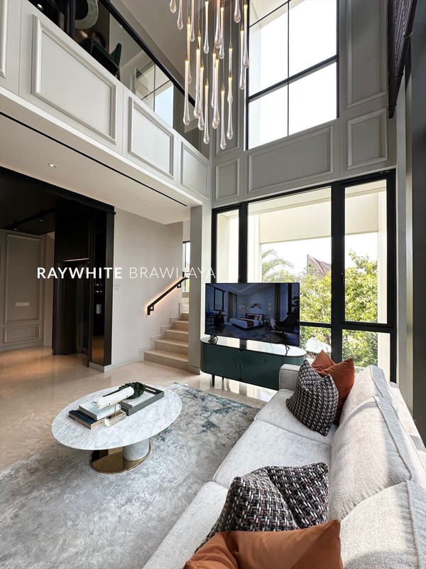 Rumah Modern Siap Huni Lingkungan Tenang Area BSD 