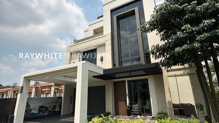 Rumah Modern Siap Huni Lingkungan Tenang Area BSD 