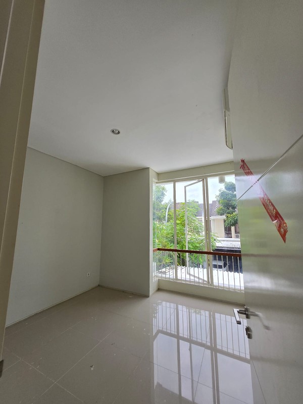 Murah Disewakan Rumah North West Park Citraland Surabaya Barat dekat Citra Kasih, Sport Cenyer, Citra Berkat 