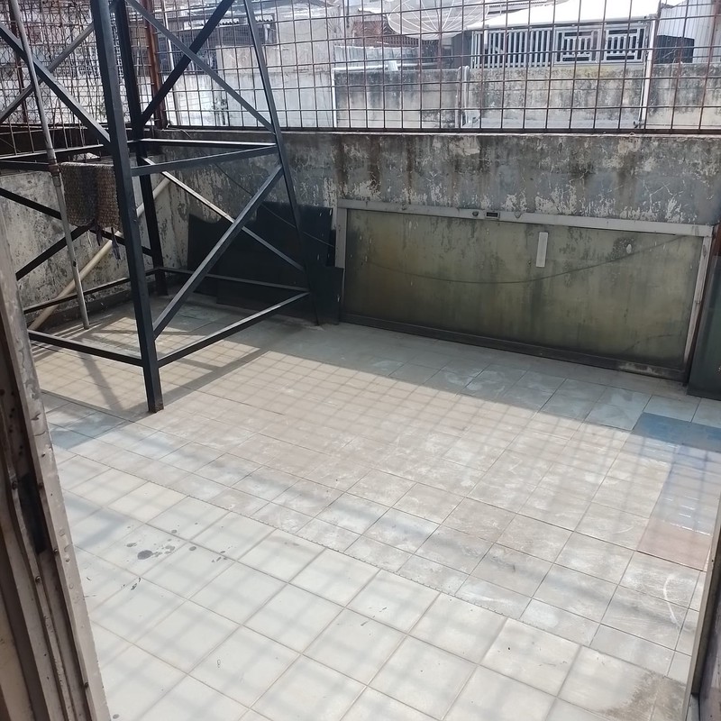 Dijual Ruko Lokasi Strategis Kawasan Perdagangan - Bandengan Selatan Tambora.