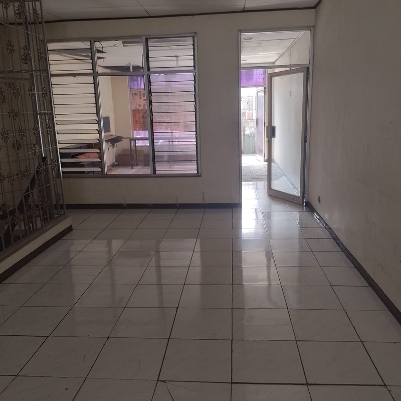 Dijual Ruko Lokasi Strategis Kawasan Perdagangan - Bandengan Selatan Tambora.