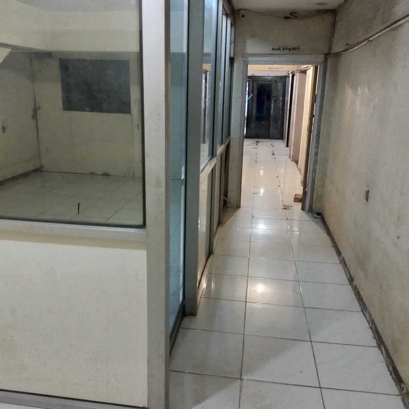 Dijual Ruko Lokasi Strategis Kawasan Perdagangan - Bandengan Selatan Tambora.