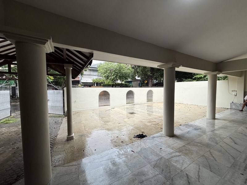 RUMAH COCOK UNTUK KANTOR DI SENOPATI AREA