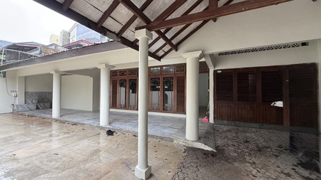 RUMAH COCOK UNTUK KANTOR DI SENOPATI AREA