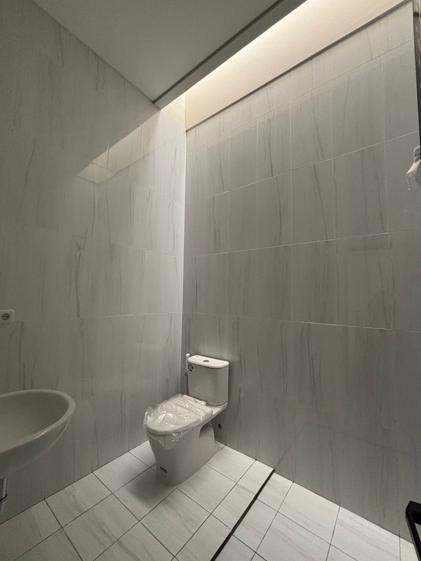 Rumah Kokoh 2 Lantai Siap Huni di Kota Wisata Cibubur