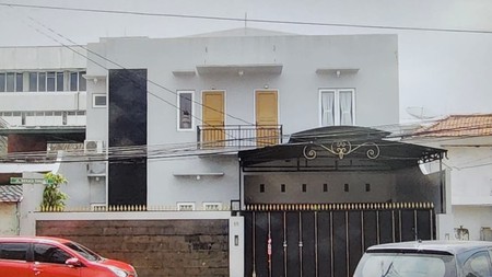 Dijual Rumah 2 Lantai Strategis - Bekasi Timur Jatinegara jakarta Timur 